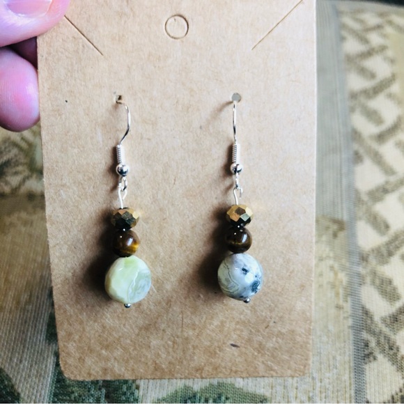 Handcrafted genuine stone orca agate tigers eye dangle earrings - Picture 2 of 6